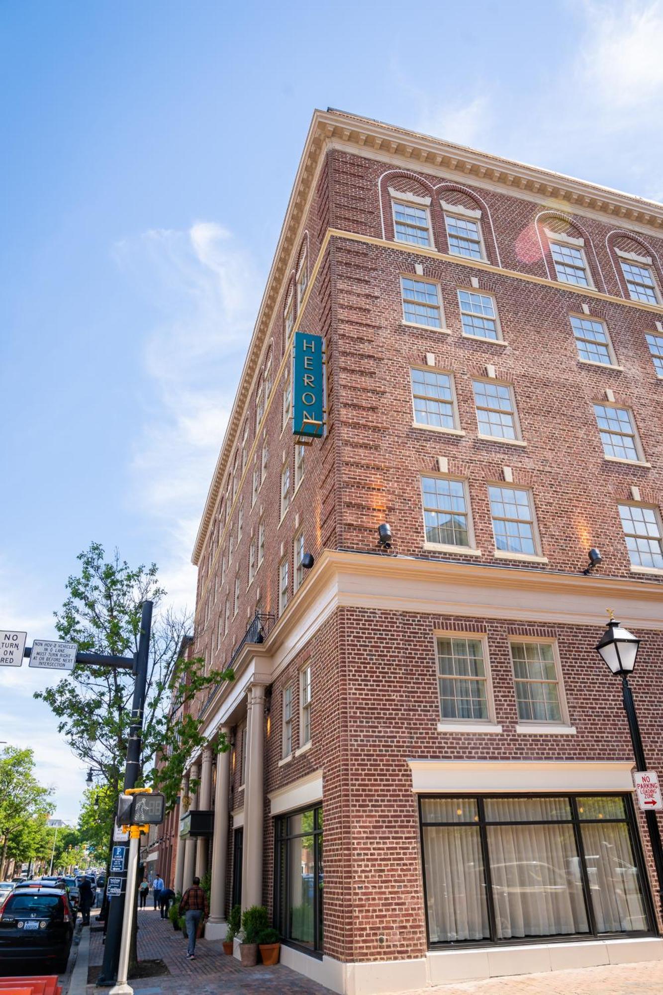 Hotel Heron Old Town Александрия Экстерьер фото